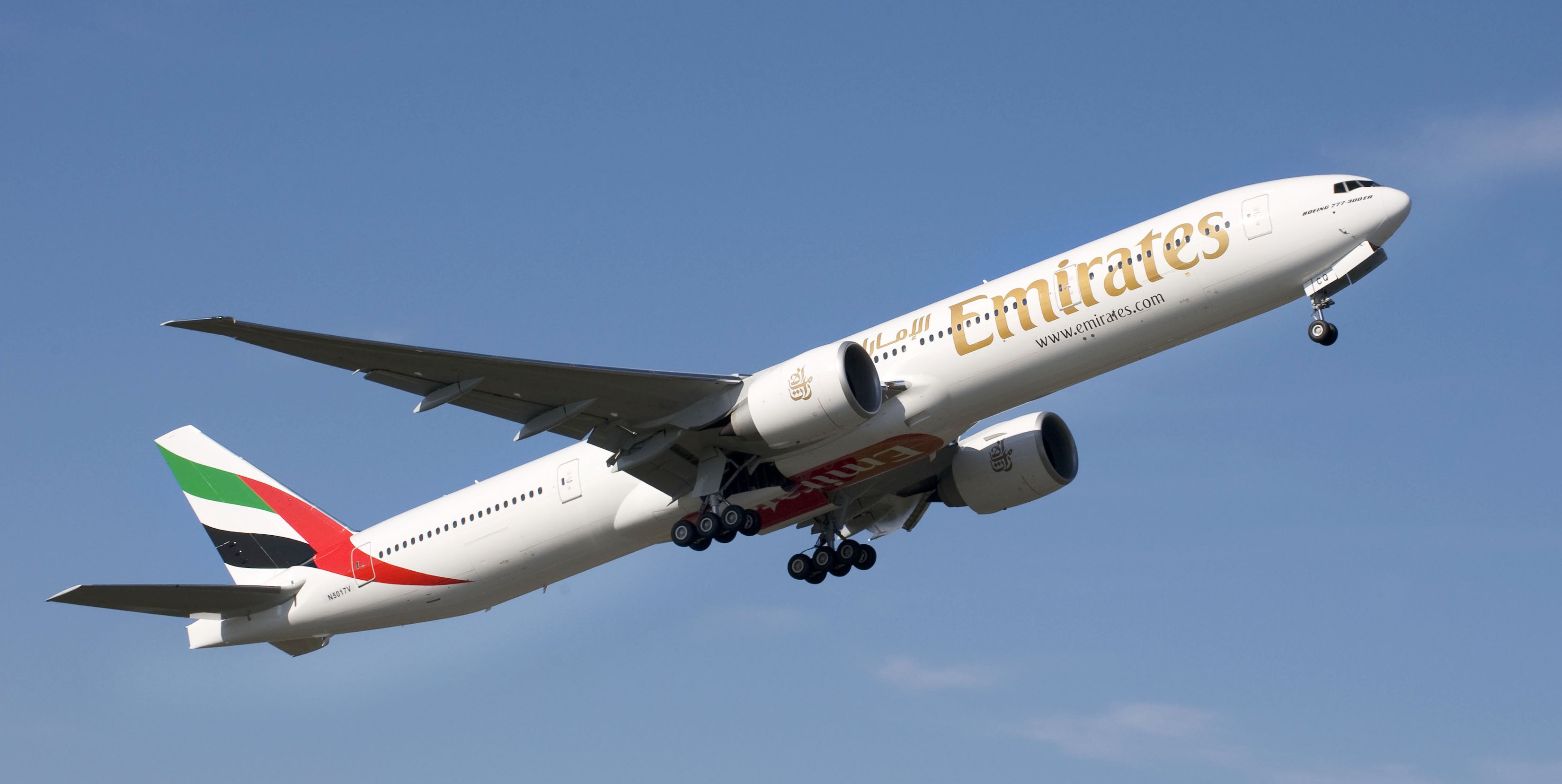 Emirates EAD 777-300ER Take-Off